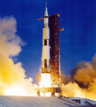 Illustration for article titled Happy Birthday Saturn V, Still The Biggest Rocket of All